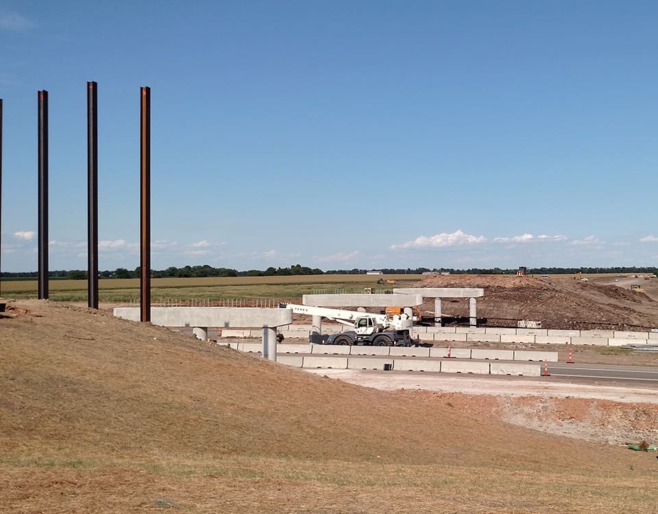 pro-010035900-i135MohawkRoad02